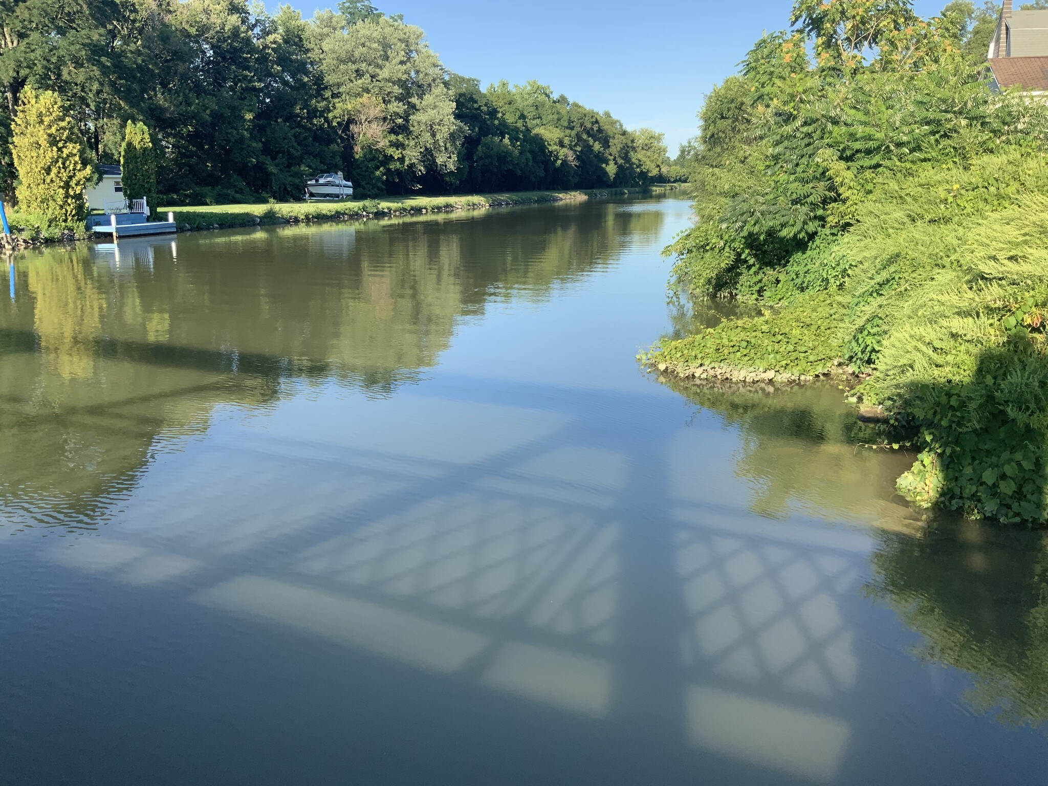 Building Photo - 4444 Main St