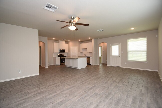 Building Photo - 2128 Port Jackson Dr
