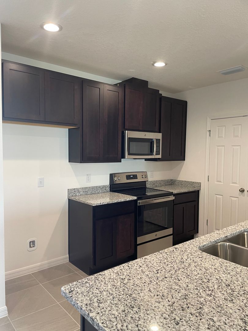 Building Photo - 1120 Myrtle Hammock Ln