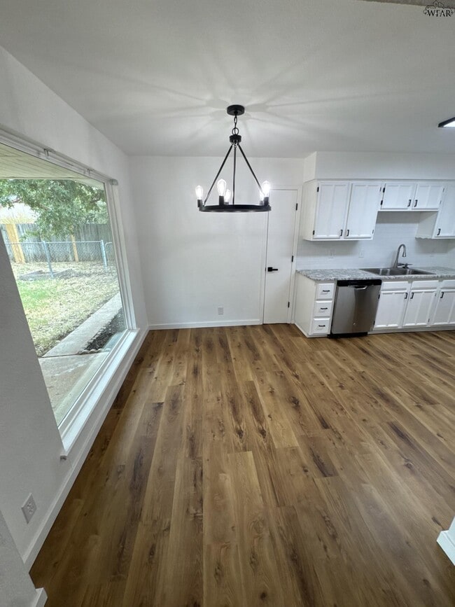 Building Photo - 4845 Trinidad Dr