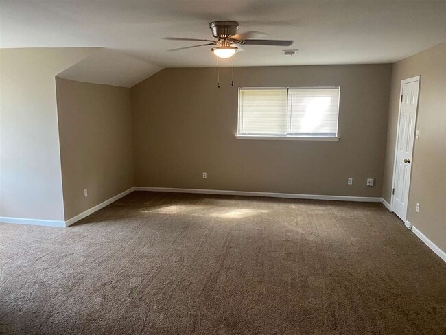 Building Photo - 8817 Tottenham Cove