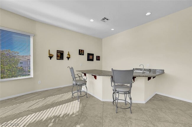 Building Photo - 2357 Wisconsin Dells Dr