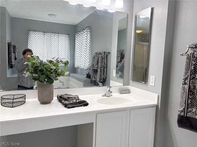 Building Photo - 4708 Quincy Dr