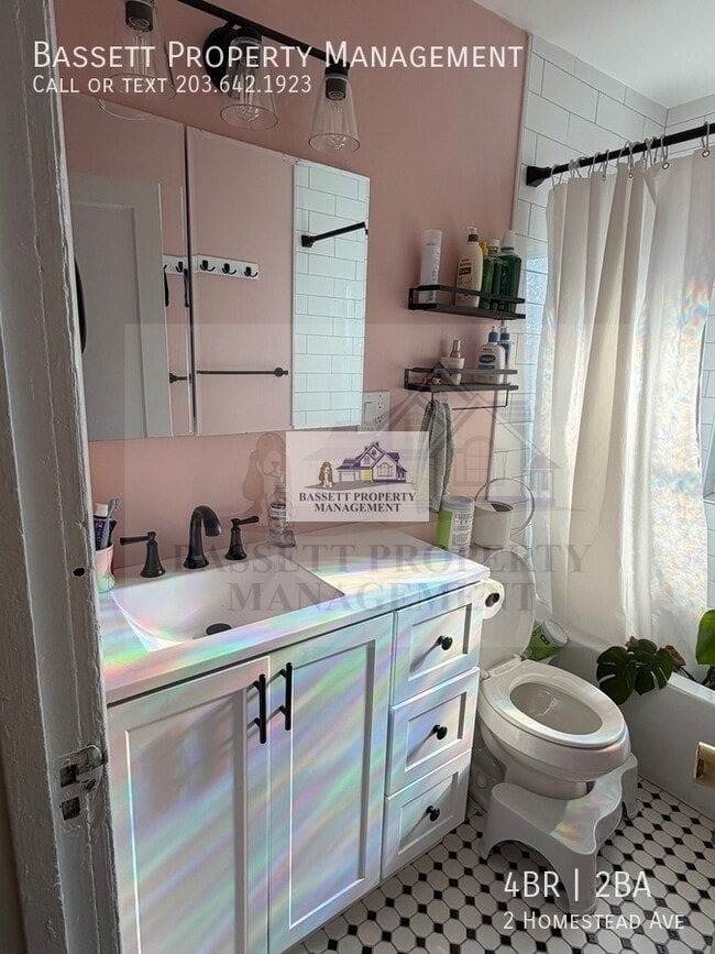 Building Photo - 2 Homestead Ave