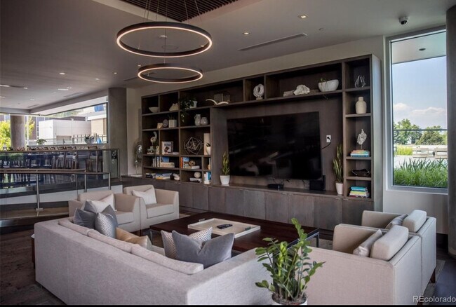 Building Photo - 4200 W 17th Ave