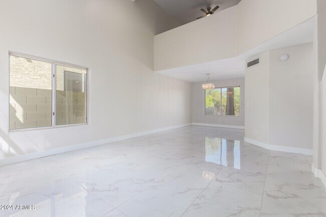 Building Photo - 9611 S 50th St