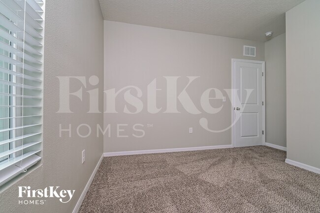 Building Photo - 3207 Pemberly Pk Dr