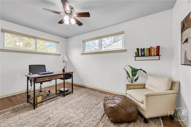 Building Photo - 2119 Walz Dr