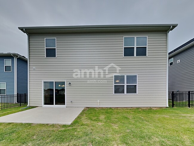 Building Photo - 4829 Chutney Dr