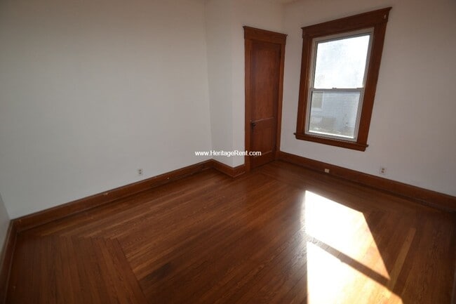 Building Photo - Nicely renovated 3 bedroom house in Ludlow