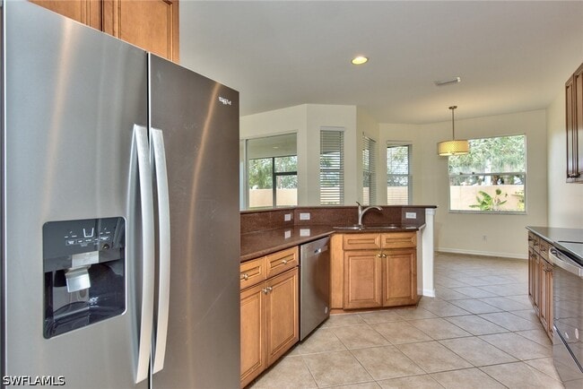 Building Photo - 15754 Cutters Ct