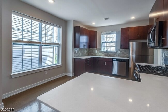 Building Photo - 120 Sowers Dr