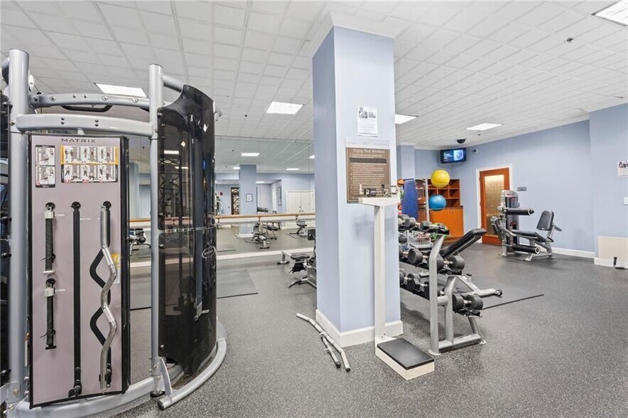 Building Photo - 795 Hammond Dr