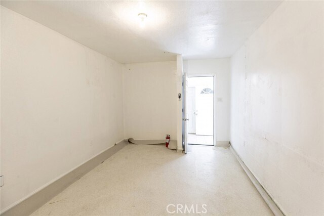 Building Photo - 1039 E Santa Anita Ave