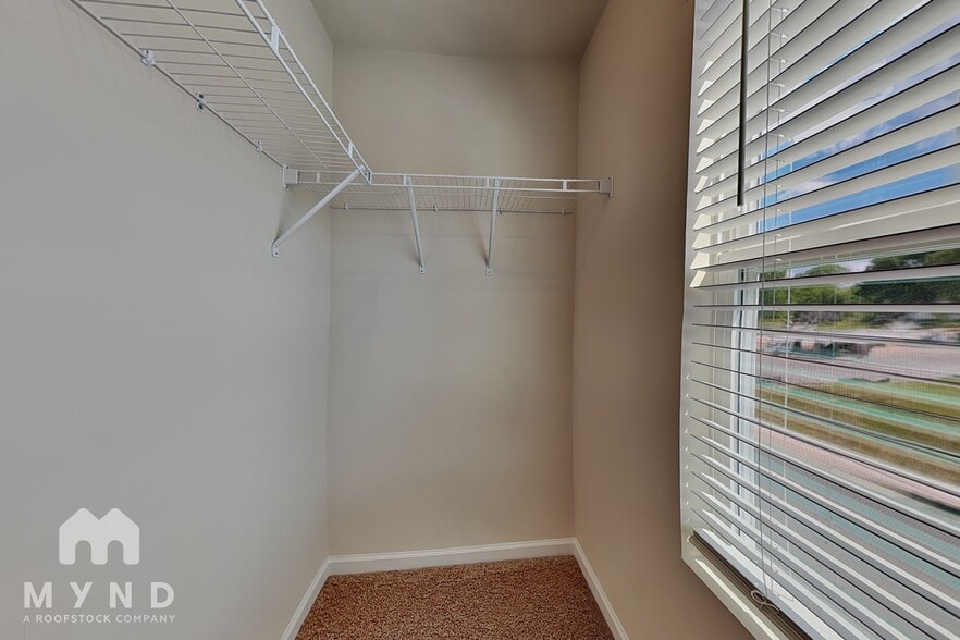 Building Photo - 1290 Principal Featherstone Ave