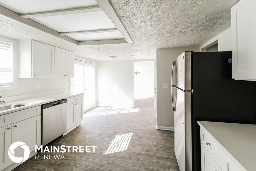 Building Photo - 7005 Greenbower Ln