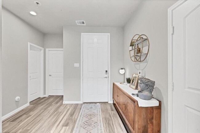 Building Photo - 16223 Neff Park Dr
