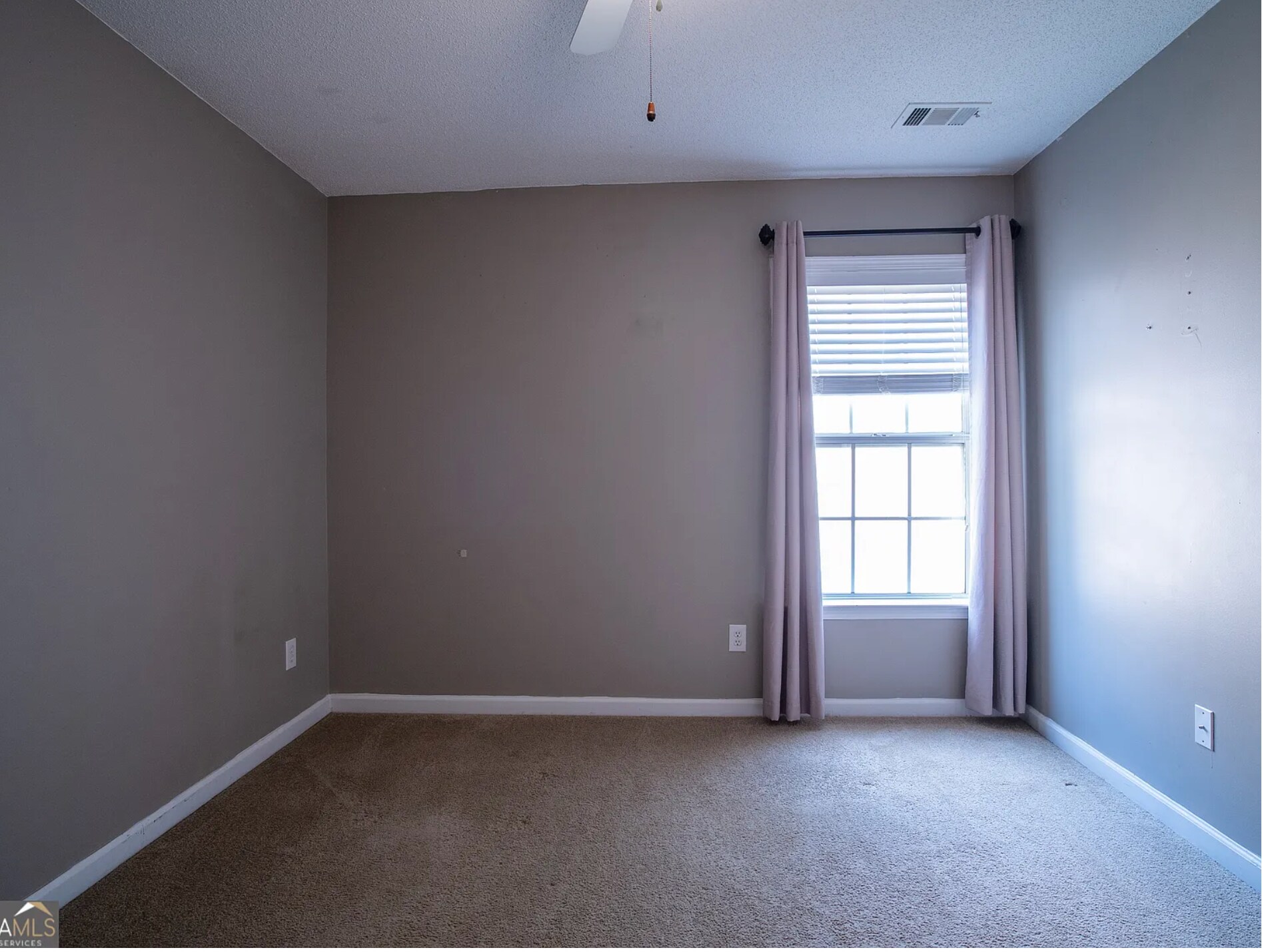 Building Photo - 2938 Cottesford Way SE