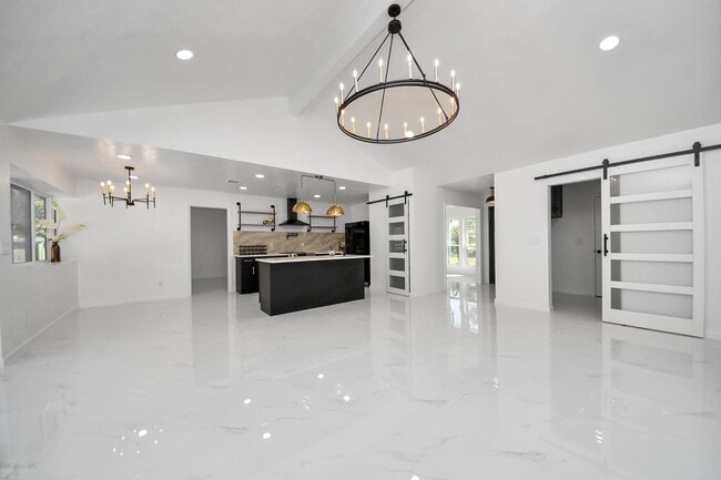 Building Photo - 22810 Deville Dr