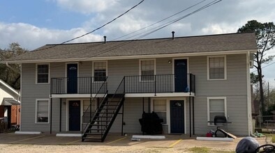 Building Photo - 1311 1/2 21st St