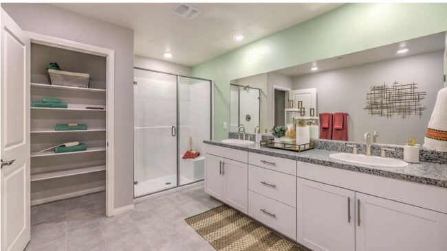 Building Photo - 10754 Hickam Ave