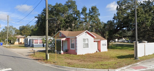 Primary Photo - 601 N Emory Ave