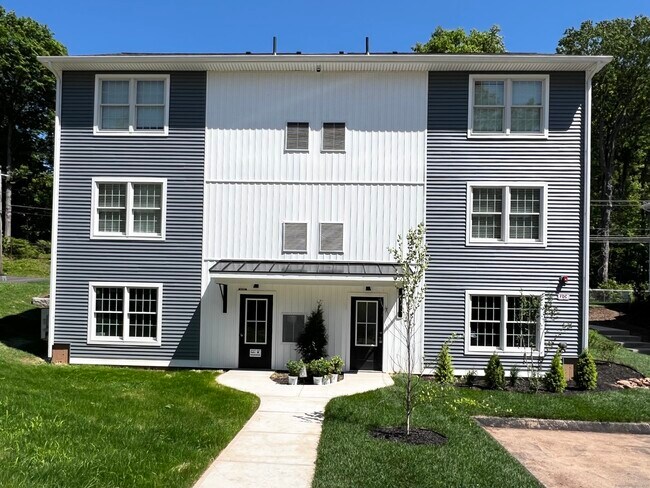 Building Photo - 179 Butternut St