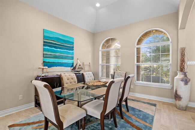 Building Photo - 14030 Shoreline Dr