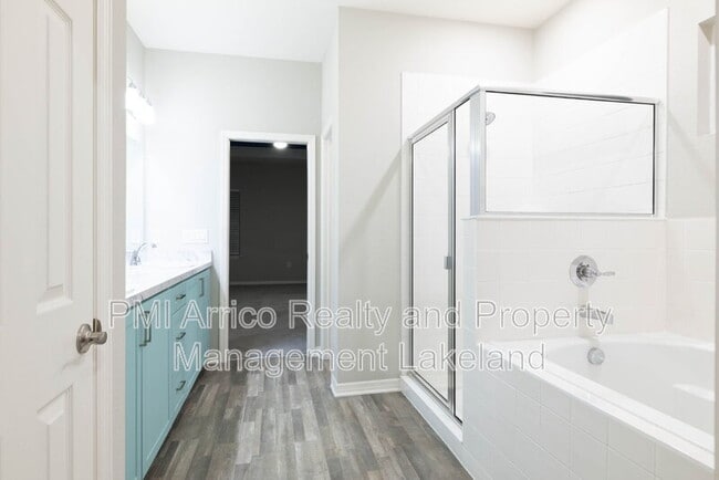 Building Photo - 1069 Montgomery Ln