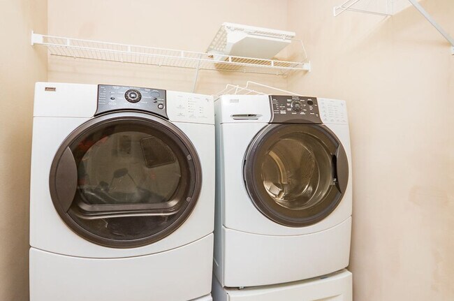 Building Photo - 10304 Saville Rowe Ln