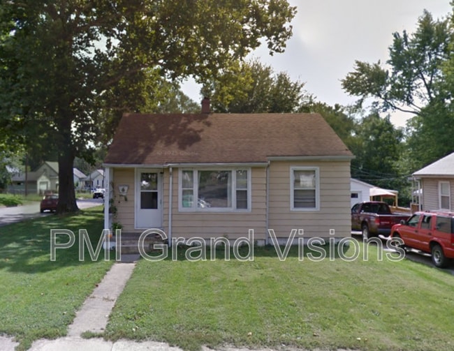 Primary Photo - 1201 W King St