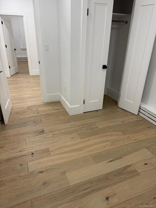 Building Photo - 39-39 Crescent St