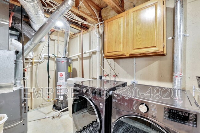 Building Photo - 1260 S Ridgehurst Cir