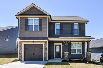 Building Photo - Move in Special-$250 Off your First Full Month! Apply Now! 4-Bedroom Home in Downtown Clayton’s C...