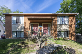 Building Photo - 795-97 N. Maple-797