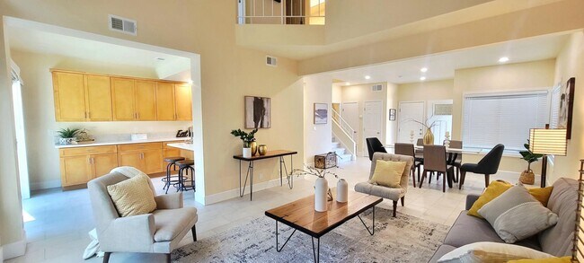 Building Photo - 1146 Rosebriar Way
