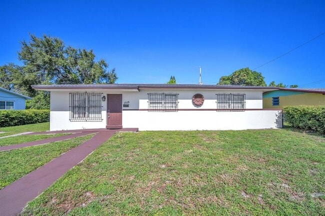 Building Photo - 17115 NW 12th Ct