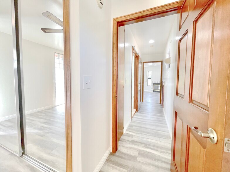 Building Photo - 4031 Berryman Ave