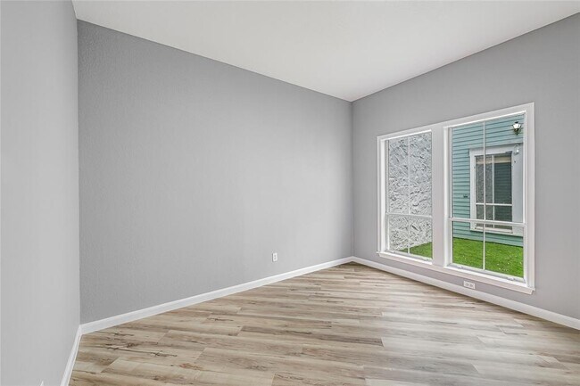 Building Photo - 415 Towne Park Trail