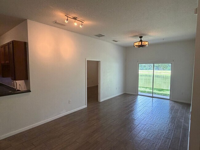 Building Photo - 7071 Deer Lodge Cir