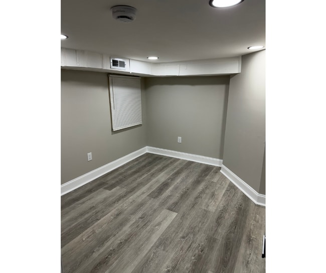 Building Photo - 617 Glenwood Ave