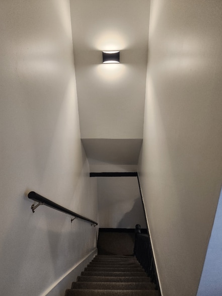 Building Photo - 77 Carmine St