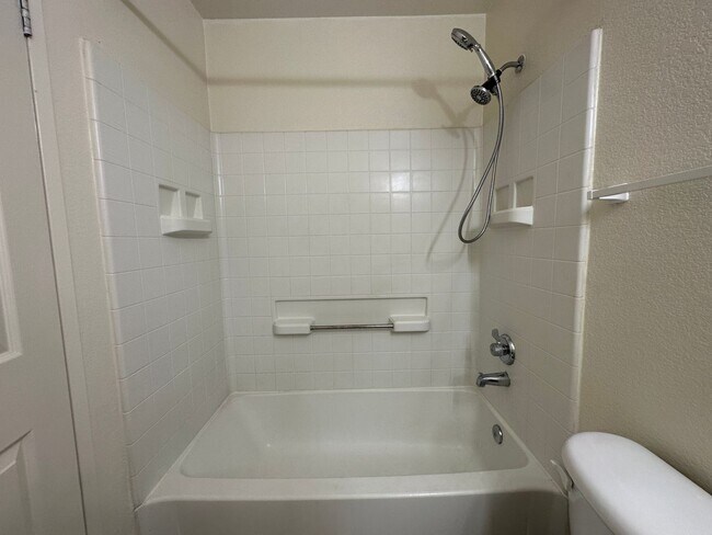 Building Photo - 1st Floor Condo! for rent in Las Vegas Nevada.