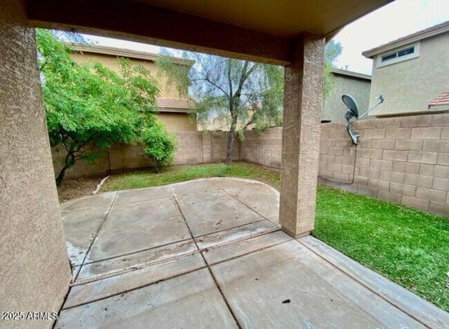 Building Photo - 4056 E Abraham Ln