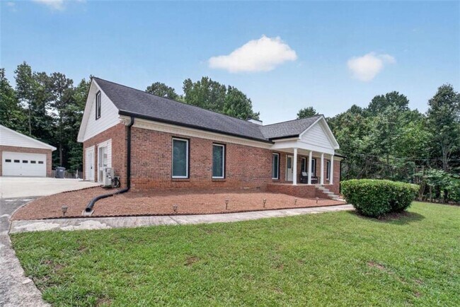 Building Photo - 1799 Jimmy Dodd Rd