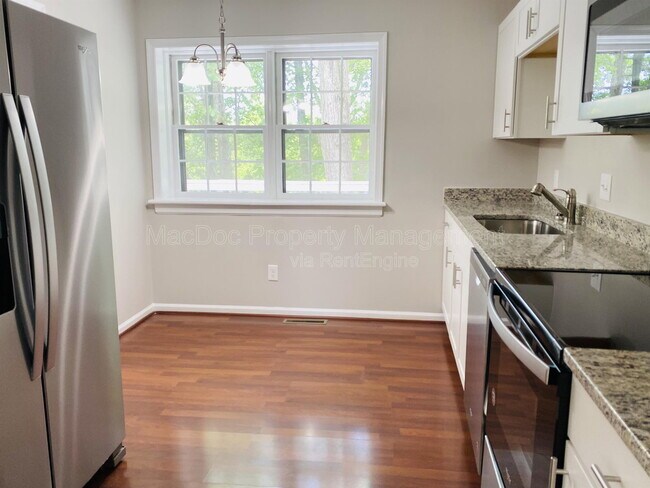 Building Photo - 12202 McClain St