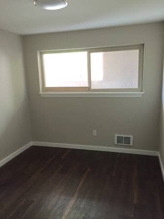 Building Photo - University Heights II Apartments - 3 bedrooms