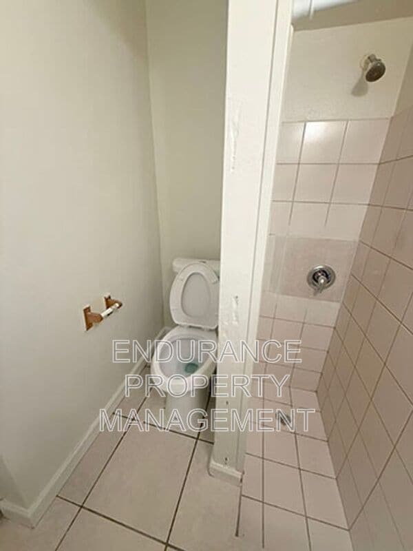 Building Photo - 150 W 15th St