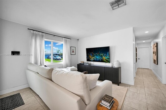 Building Photo - 8780 SW 200th Terrace