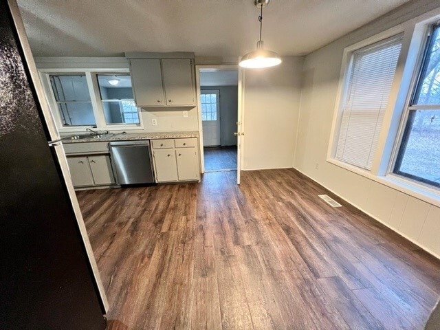 Building Photo - 292 S Double Springs Rd